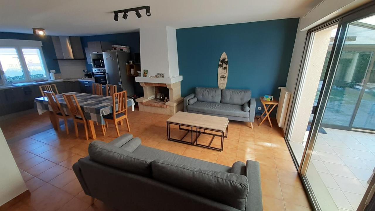 Vila Escapade Saint-Martin de Brehal Exteriér fotografie